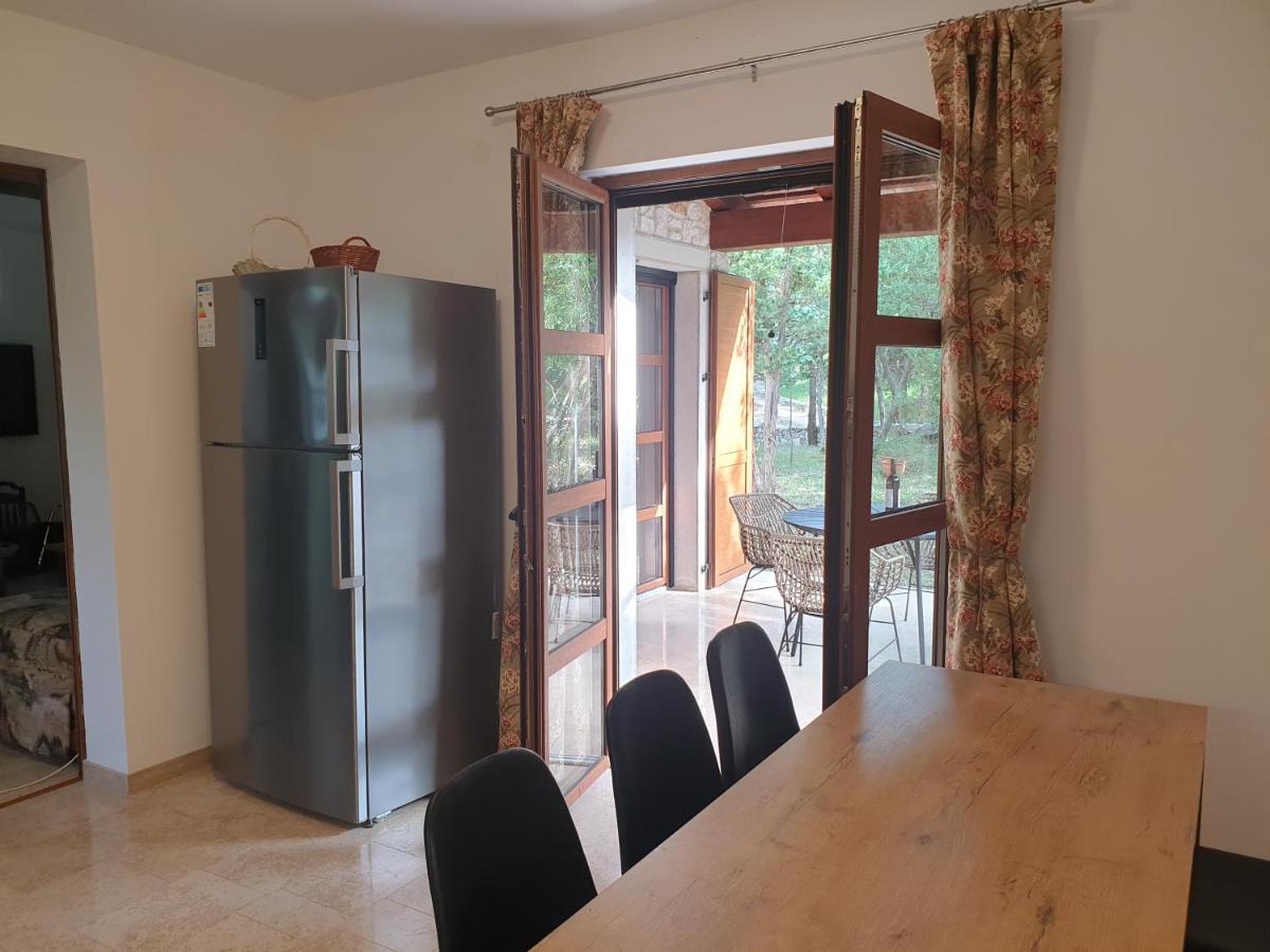 Villa Valeria Divsici Экстерьер фото